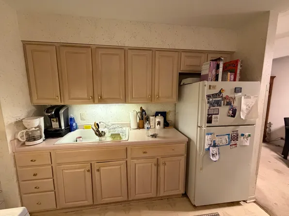 1475 Rebecca Dr APT 213, Hoffman Estates, IL 60169