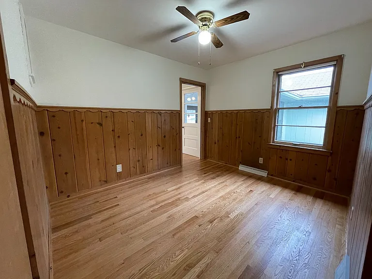 106 Highland Ave — Photo 7