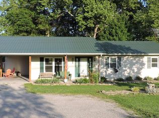 6590 Levee Rd, Jeffersonville, KY 40337