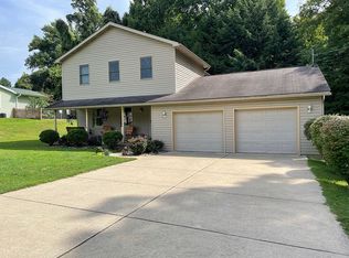 1060 Browns Rd, Marietta, OH 45750