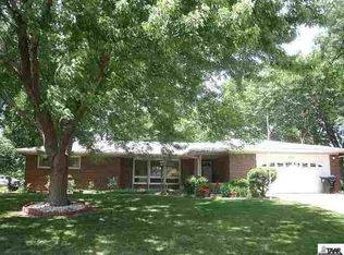 2813 SW Maupin Ln, Topeka, KS 66614