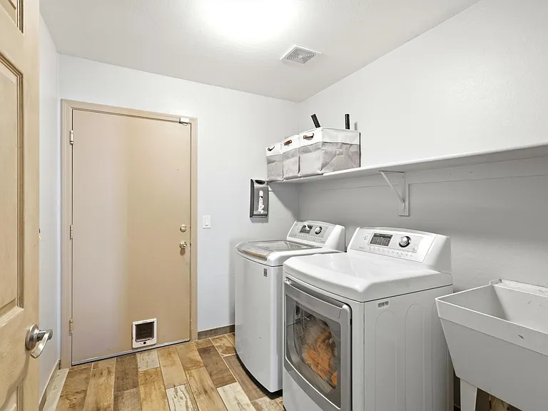 15276 W Watson Ln — Photo 31