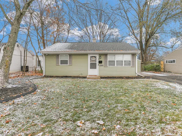 1304 E Florida Ave, Urbana, IL 61801
