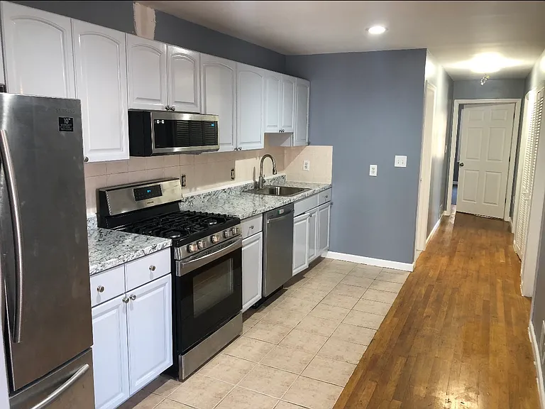 10 Pollock Ave #1 — Photo 12