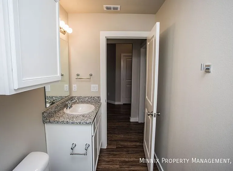 2150 Kirksey Ave — Photo 18
