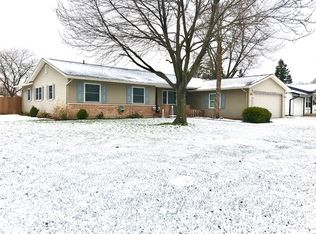 501 Wellington Ave, Elk Grove Village, IL 60007