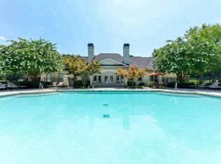 419 Creekside Dr NW, Kennesaw, GA 30144