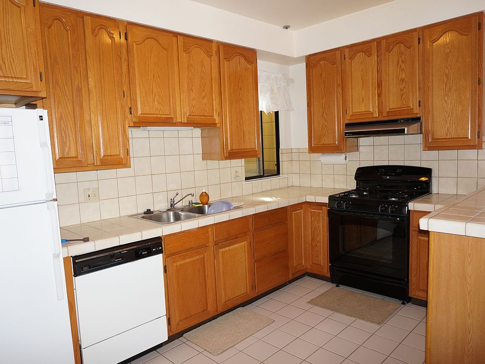 Large Open Kitchen