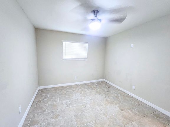 5th image of 502 E Glenn St #10
