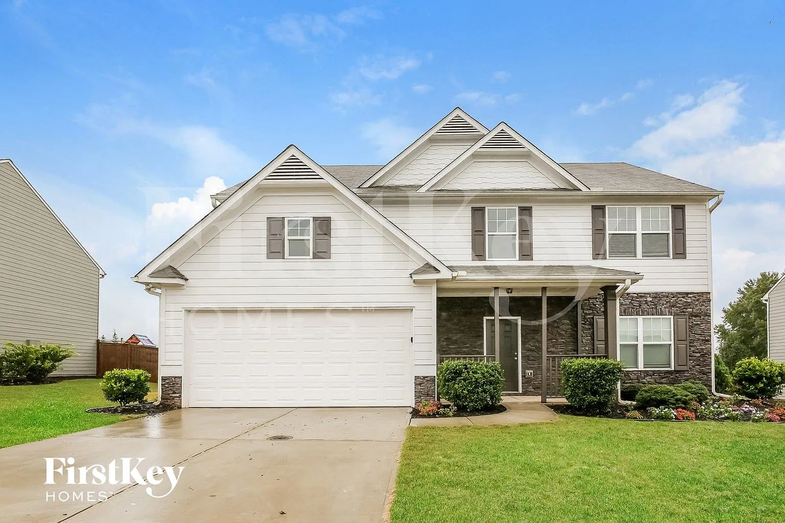 4 bed, 2.5 bath, 2903 sqft, $2,940 — Photo 1