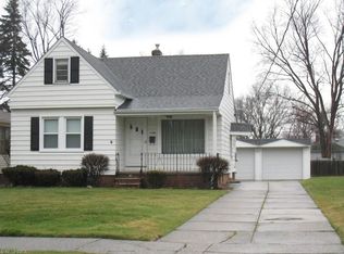 11318 Lawndale Dr, Parma Heights, OH 44130