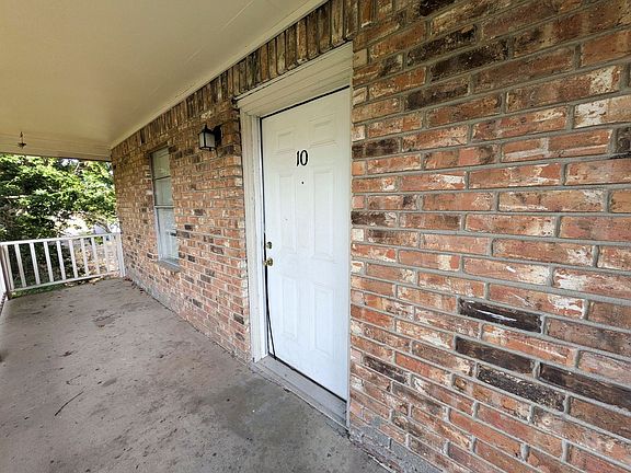 3rd image of 4348 Sullivan St #99ECBA153