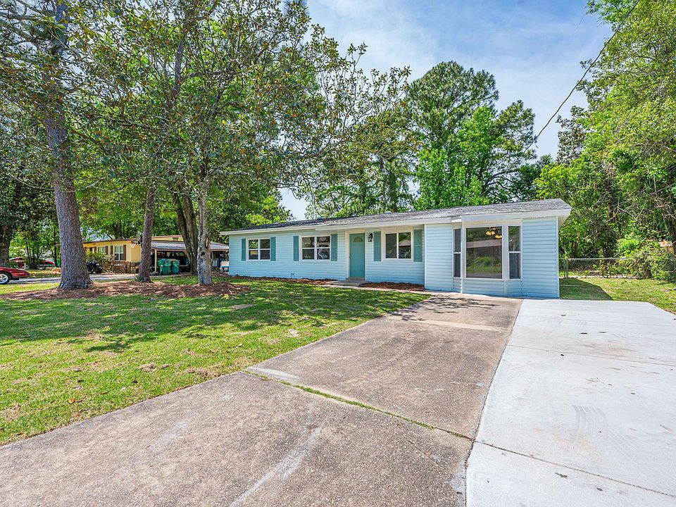 631 Stonehenge Dr, Mary Esther, FL 32569 Zillow