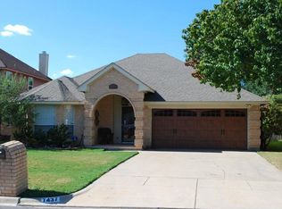 7437 Steward Ln, North Richland Hills, TX 76182