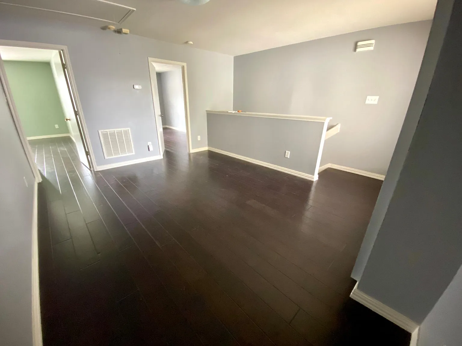 4 bed, 2.5 bath, 2078 sqft, $2,100 — Photo 3