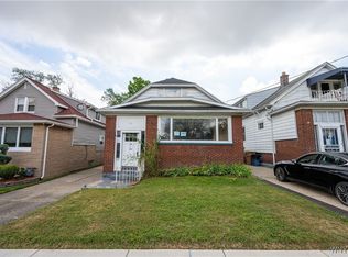 25 Peach Tree Rd, Cheektowaga, NY 14225