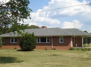 2020 Cumberland Rd, Farmville, VA 23901