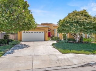 2384 Vermont Ave, Clovis, CA 93619