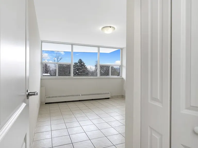 30 Speers Rd — Photo 10