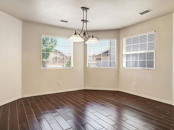 5th image of 9901 Sunshine Mesa Dr NW