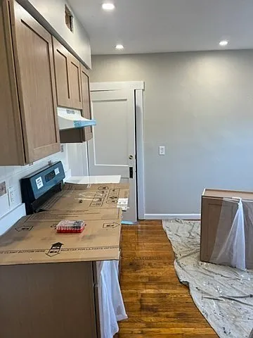 98-100 Granite Ave #3 — Photo 5