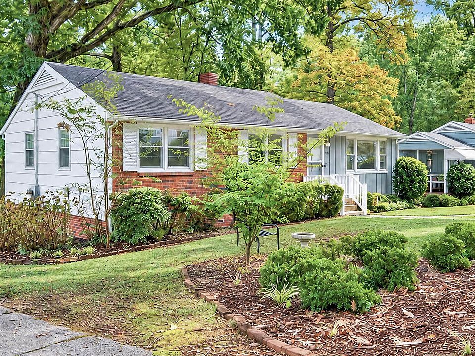 1st image of 2126 Woodview Dr