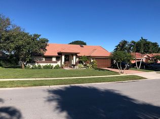 6623 Lake Loran Way, Lake Worth, FL 33467