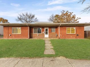 8225 Cadillac Ave, Warren, MI
