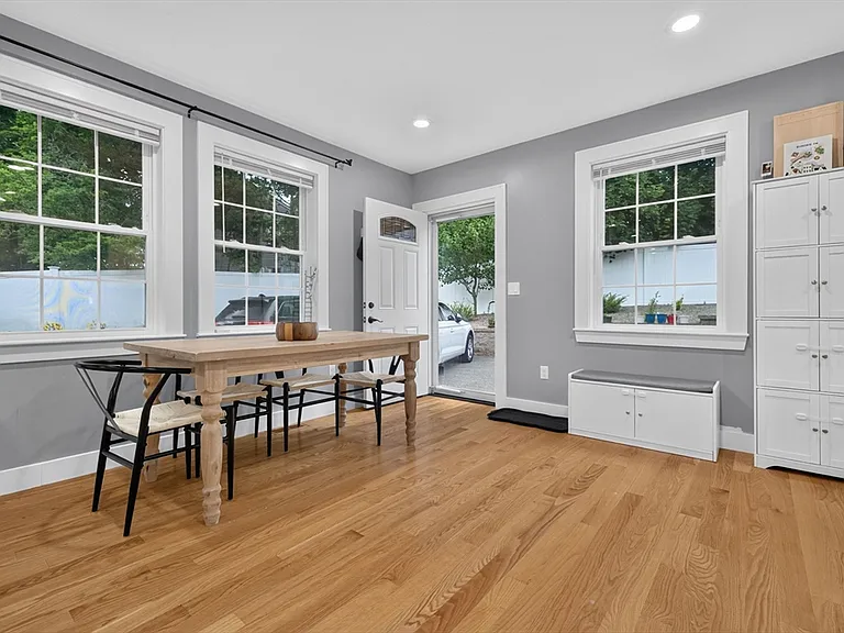 248 Washington St #- — Photo 4