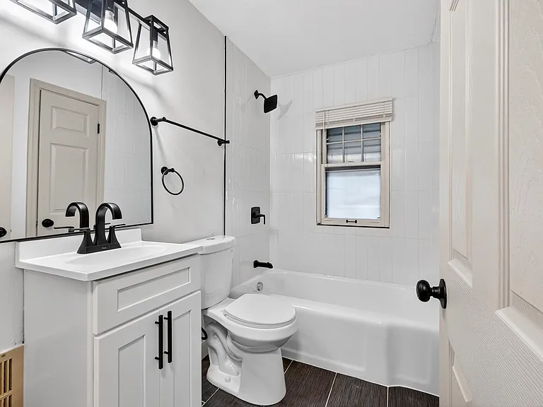8033 Busiek Ave — Photo 19