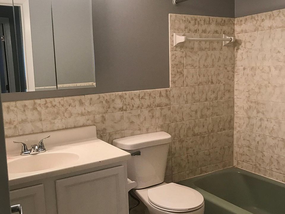 2nd image of 1624 10th Ave S #2B