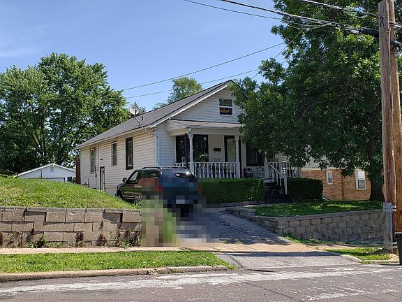 2nd image of 9419 Everman Ave