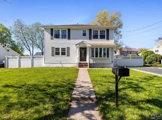 462 Senate Rd, New Milford, NJ 07646