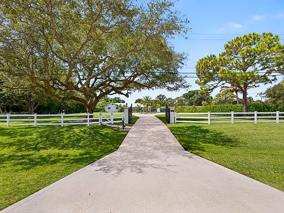 5th image of 4628 SQUARE LAKE Drive