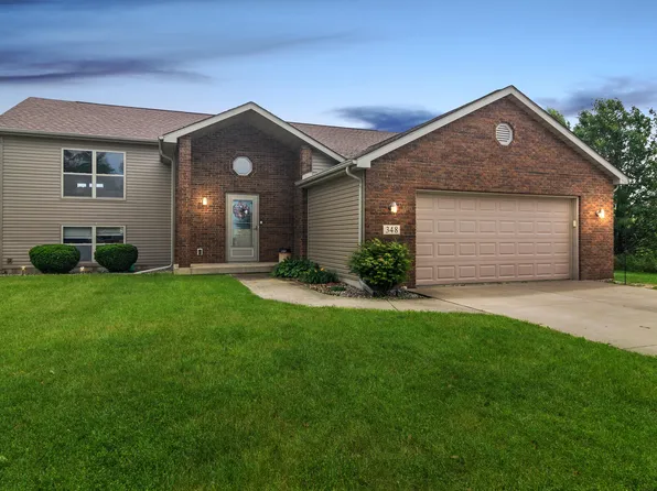 348 Willow St, Lowell, IN 46356