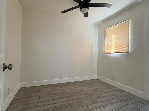 1133 Hoffman Ave APT 11, Long Beach, CA 90813