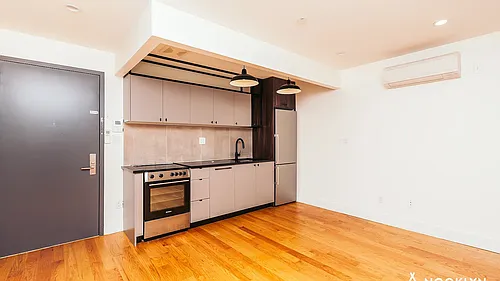 620 Parkside Ave #3D Photo 1