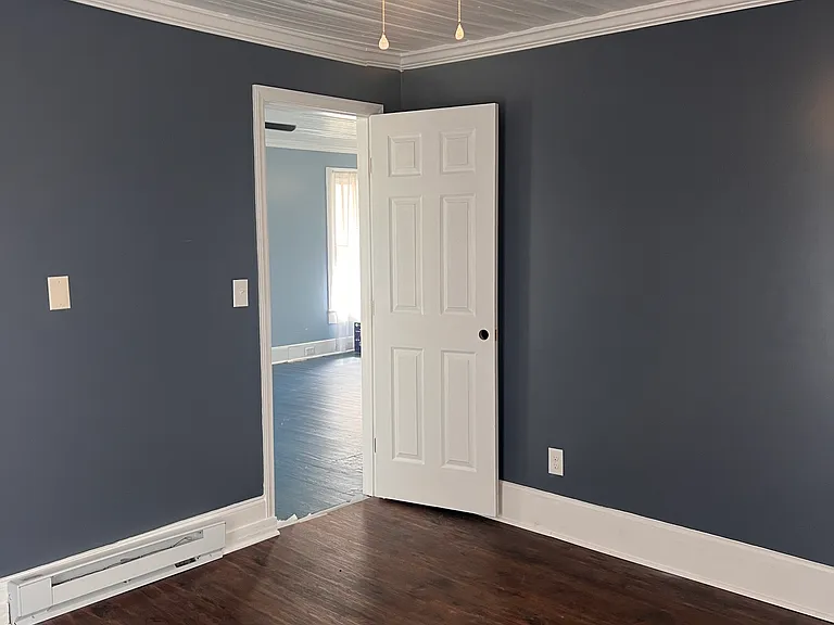 102 Church St — Photo 5
