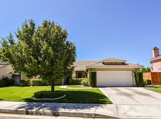6332 W Avenue J3, Lancaster, CA 93536