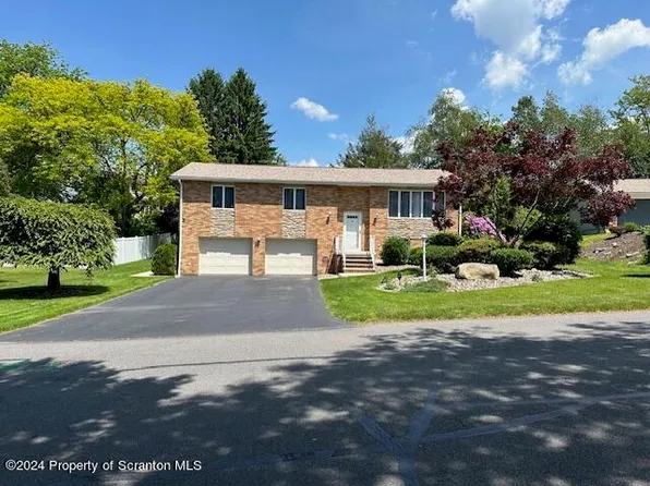 102 S Highland Dr, Pittston, PA 18640