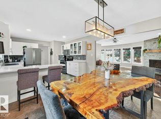 17232 76th Ave NW, Edmonton, AB T5T 0A5