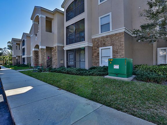 2nd image of 940 Village Trl Unit 7-108