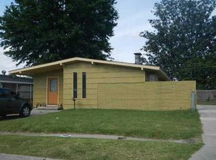 415 Blossom St, Gretna, LA 70056