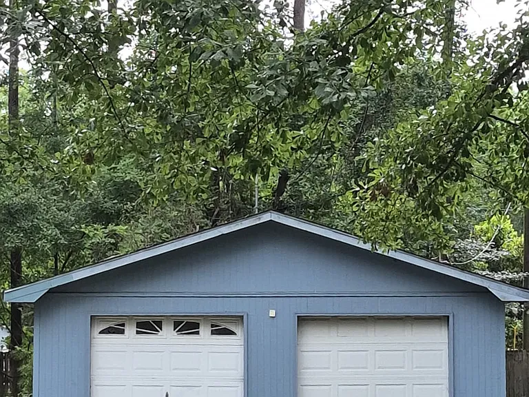 111 Becky St — Photo 29