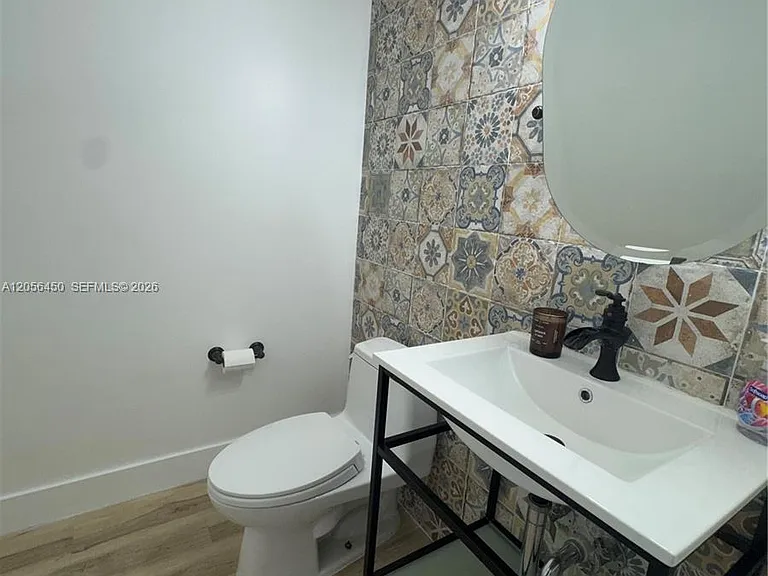 3000 NE 188th St #707 — Photo 8