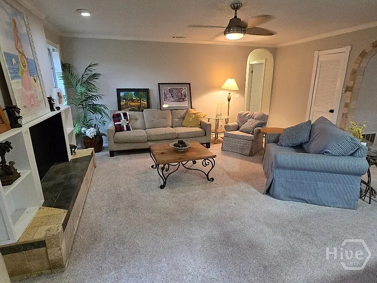 113 Wyckfield Rd — Photo 18