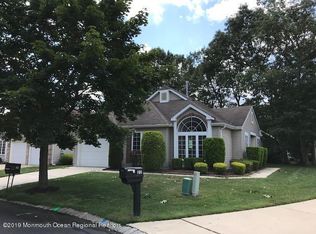 24 Pomeroy Ct, Jackson, NJ