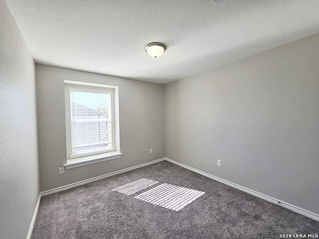 3 bed, 2.5 bath, 1855 sqft, $2,175 — Photo 4