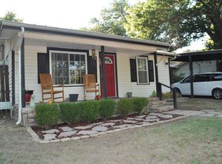 629 Alameda Rd, Azle, TX 76020