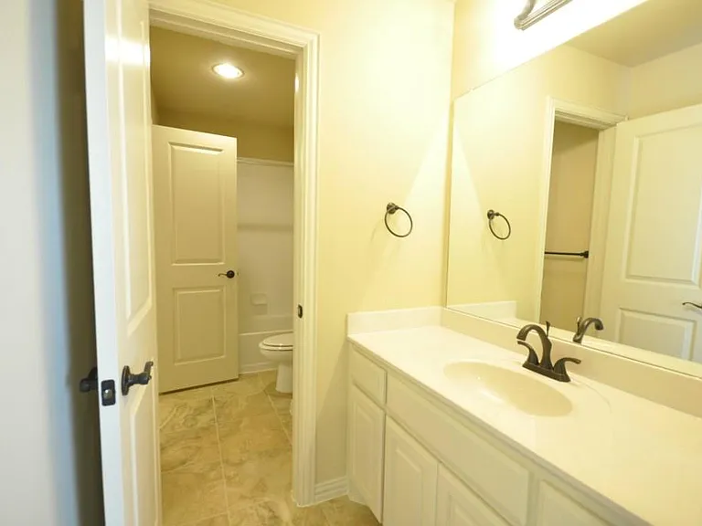 600 Falcon Dr — Photo 17